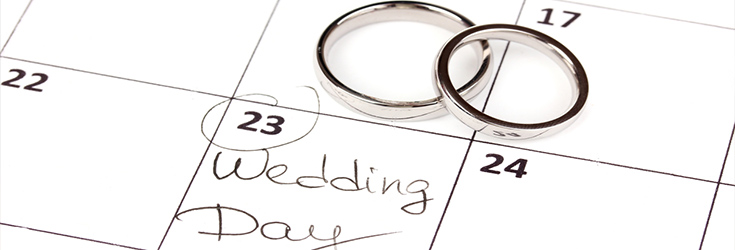 wedding rings and calendar